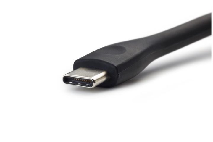 Connecteur USB-C mâle (photo)